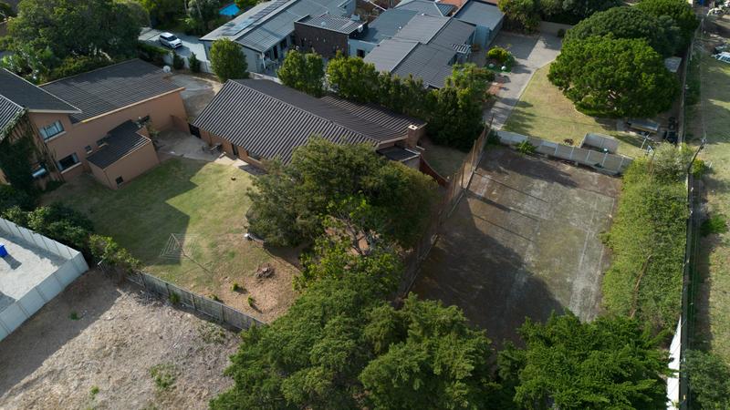 5 Bedroom Property for Sale in Mossel Bay Central Western Cape